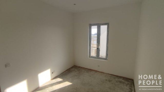 Eladó családi ház, Makón 55 M Ft, 4 szobás