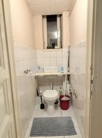Eladó téglalakás, Budapesten, VI. kerületben 93 M Ft, 3 szobás