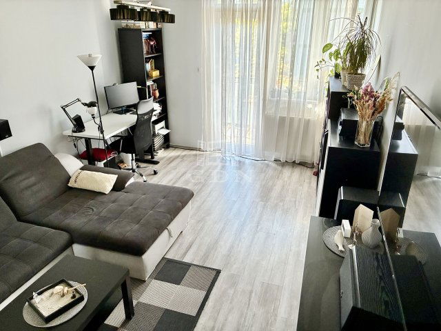 Eladó téglalakás, Budapesten, IX. kerületben 78.9 M Ft, 2 szobás