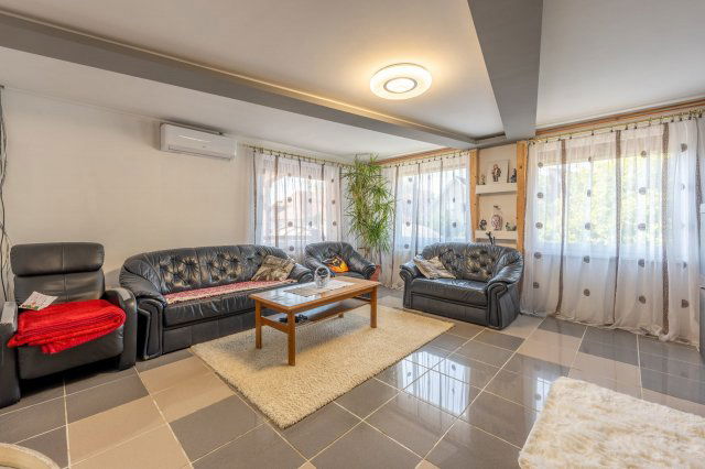 Eladó családi ház, Halásztelken 145 M Ft, 6 szobás