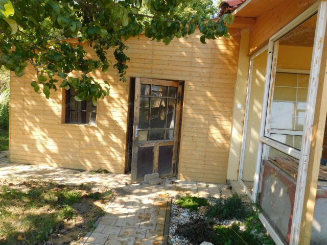 Eladó családi ház, Bedegkéren 54 M Ft, 3 szobás