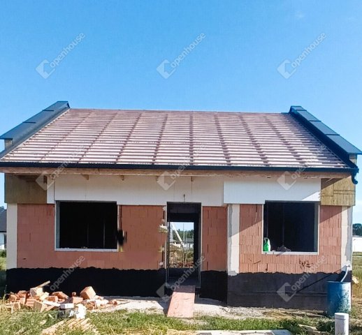 Eladó családi ház, Máriakálnokon 82 M Ft, 4 szobás