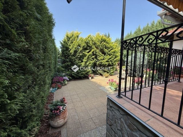 Eladó családi ház, Érden 288 M Ft, 4 szobás