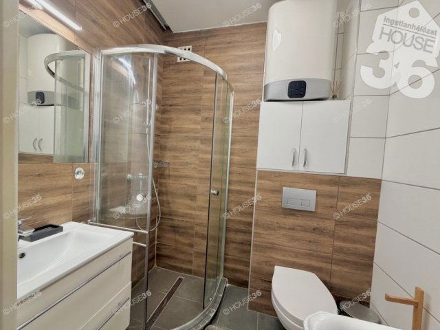 Eladó téglalakás, Kecskeméten 44.9 M Ft, 2 szobás