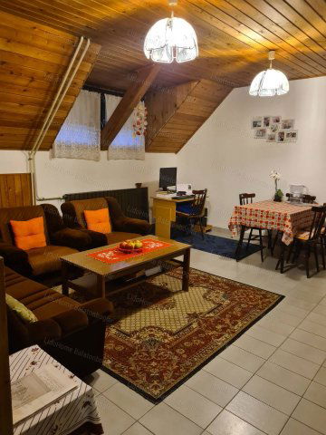 Eladó családi ház, Balatonlelleén 120 M Ft, 15 szobás
