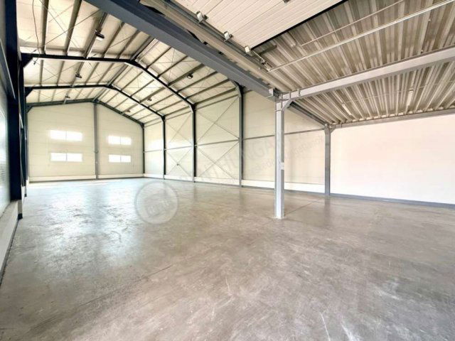 Kiadó ipari ingatlan, Fóton, Keleti Márton utcában