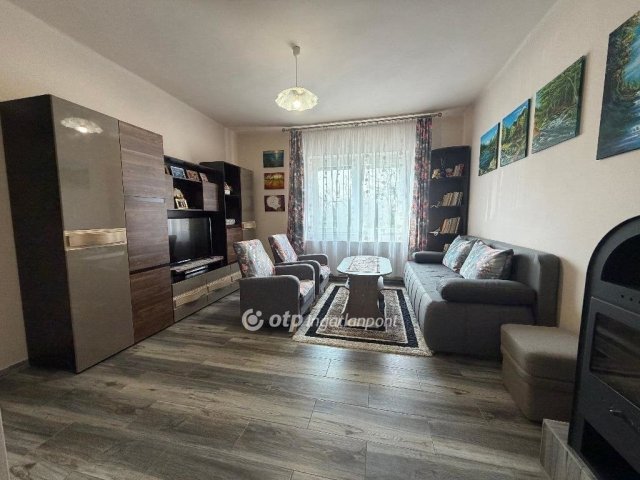 Eladó családi ház, Sarkadon 27.5 M Ft, 2 szobás