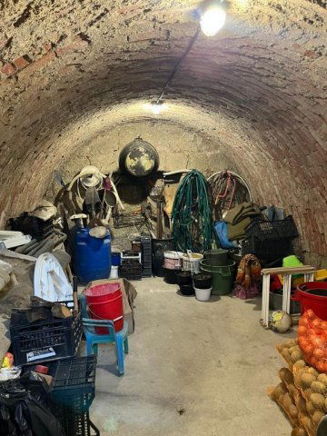 Eladó sorház, Egerben 95.9 M Ft, 4 szobás / költözzbe.hu