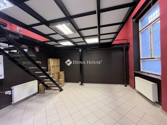 Eladó üzlethelyiség, Budapesten, VII. kerületben 69.9 M Ft