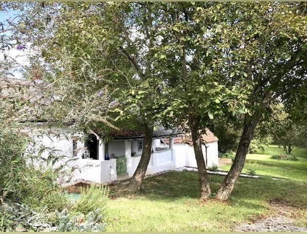 Eladó családi ház, Gétyén 32.9 M Ft, 2 szobás