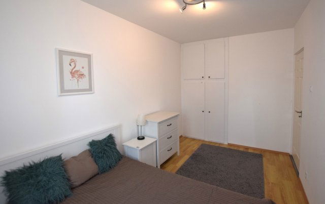 Kiadó panellakás, albérlet, Debrecenben 230 E Ft / hó