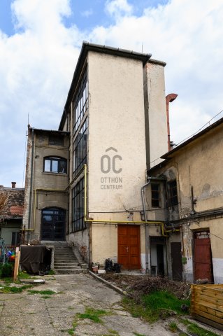 Eladó ipari ingatlan, Budapesten, IV. kerületben 473.5 M Ft