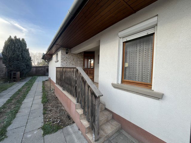 Eladó családi ház, Albertirsán 59.9 M Ft, 3 szobás