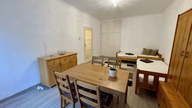 Kiadó téglalakás, albérlet, Debrecenben 180 E Ft / hó, 2 szobás