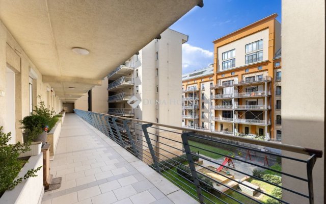 Eladó téglalakás, Budapesten, IX. kerületben 121.99 M Ft