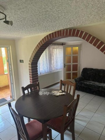 Eladó családi ház, Zalaegerszegen 64.9 M Ft, 2+1 szobás