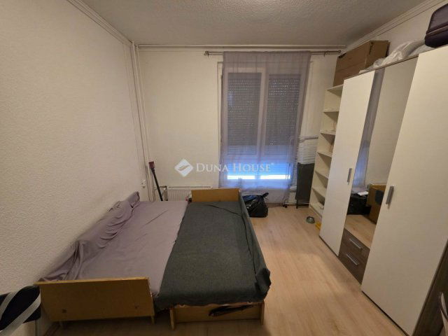 Eladó panellakás, Budapesten, XV. kerületben 72 M Ft, 2+1 szobás