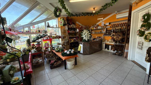 Eladó üzlethelyiség, Hatvanban 38 M Ft, 2 szobás