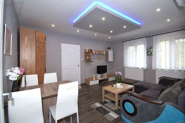 Eladó téglalakás, Győrött 63.9 M Ft, 2 szobás