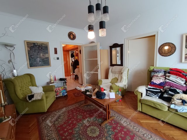 Eladó téglalakás, Sopronban 63.9 M Ft, 2 szobás