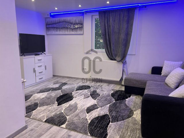 Eladó családi ház, Leányfaluban 60 M Ft, 2 szobás