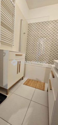 Eladó téglalakás, Budapesten, III. kerületben 144.9 M Ft