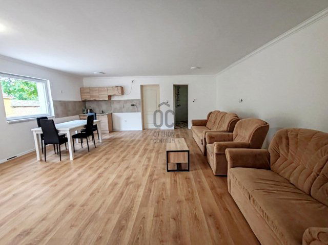 Eladó családi ház, Ádándon 45 M Ft, 4 szobás