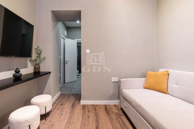 Eladó téglalakás, Budapesten, VII. kerületben 0.188 M Ft