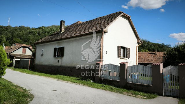 Eladó családi ház, Borsodnádasdon, Rákóczi Ferenc úton 15 M Ft