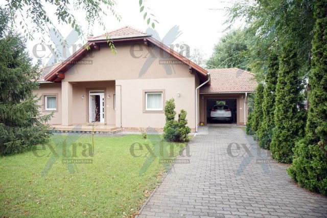 Eladó családi ház, Szatymazon 150 M Ft, 4 szobás