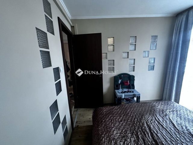 Eladó téglalakás, Budapesten, XVIII. kerületben 68 M Ft