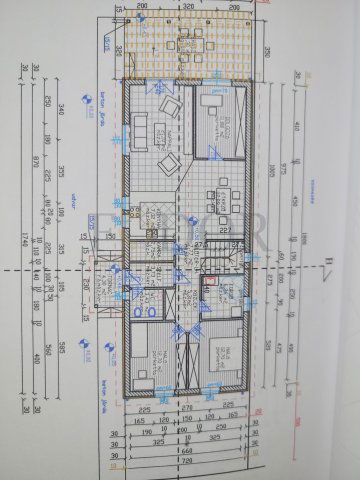 Eladó családi ház, Jászberényben 104.9 M Ft, 6 szobás