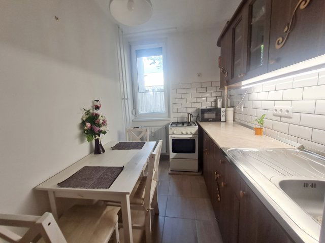 Eladó téglalakás, Debrecenben 61.9 M Ft, 2 szobás