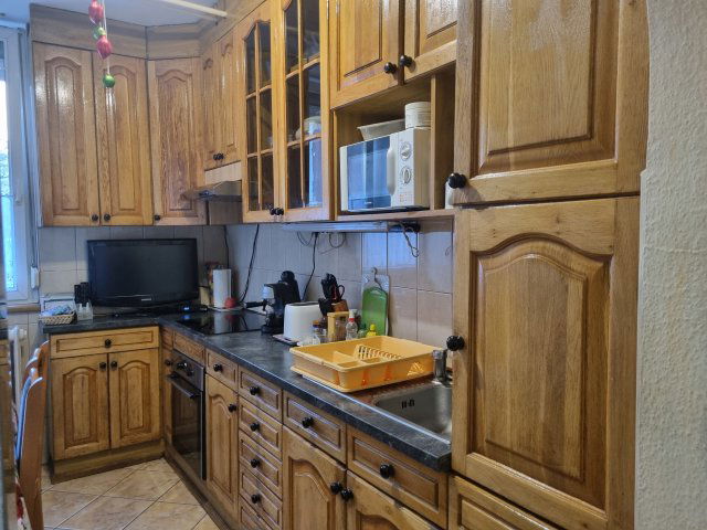 Eladó téglalakás, Tatabányán, Köztársaság útján 46.5 M Ft