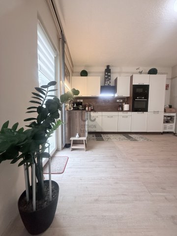 Eladó családi ház, Bakonyszentlászlón 48.5 M Ft, 3 szobás