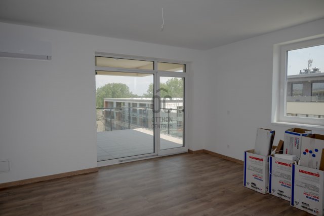 Kiadó téglalakás, albérlet, Nyíregyházán 250 E Ft / hó