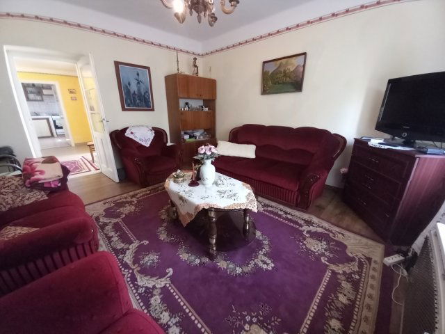 Eladó családi ház, Nagykörűn 29.99 M Ft, 3 szobás