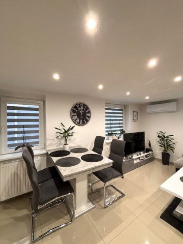 Eladó családi ház, Szombathelyen 53.5 M Ft, 1+2 szobás