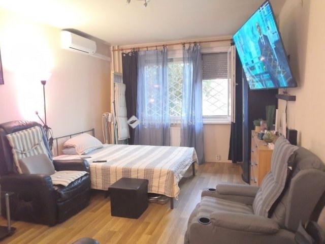 Eladó panellakás, Budapesten, XV. kerületben 69.9 M Ft