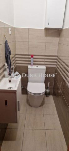 Eladó családi ház, Gárdonyban 149.9 M Ft, 5 szobás