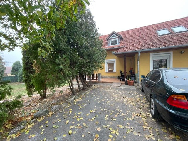 Eladó családi ház, Gyenesdiáson 135 M Ft, 5 szobás