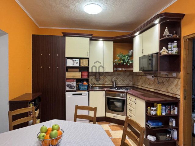 Eladó családi ház, Érden 89.9 M Ft, 3 szobás