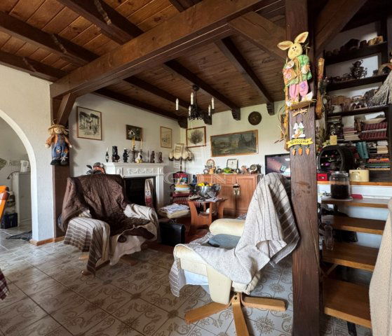 Eladó családi ház, Sukorón 119 M Ft, 6 szobás