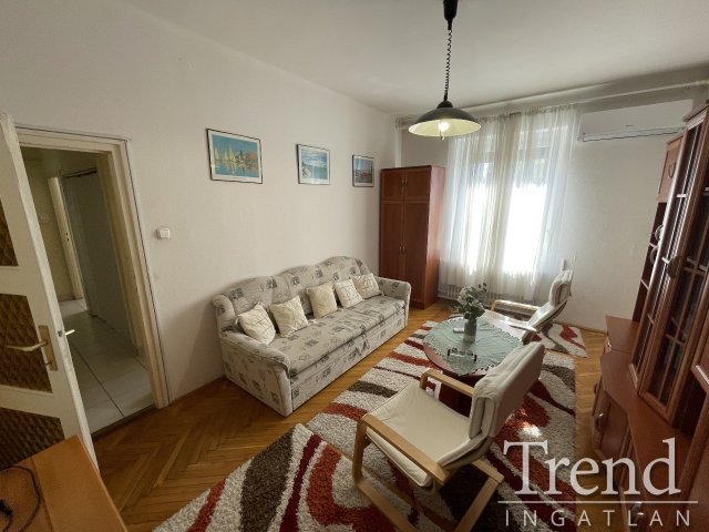 Kiadó téglalakás, albérlet, Dunaújvárosban 130 E Ft / hó