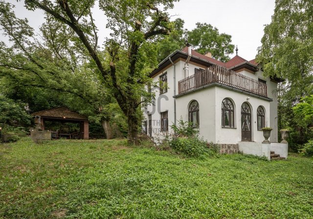 Eladó családi ház, Balatonendréden 199.9 M Ft, 5 szobás