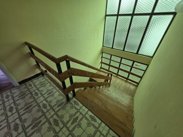 Eladó családi ház, Balatonföldváron 88.499 M Ft, 4 szobás