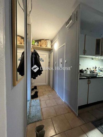 Eladó panellakás, Pétfürdőn 33.6 M Ft, 2 szobás