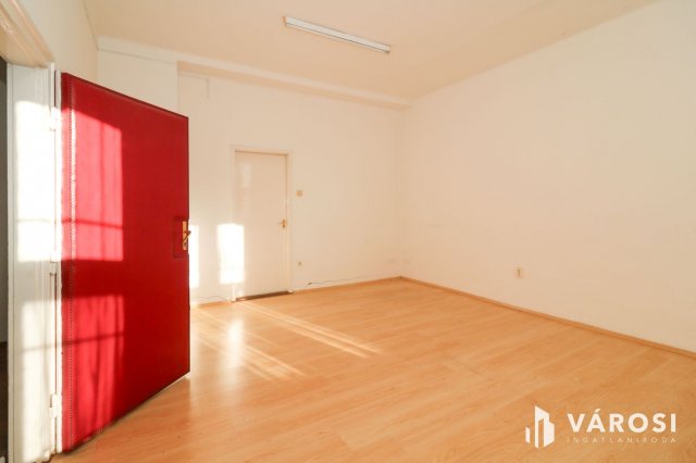 Eladó iroda, Békéscsabán 30 M Ft / költözzbe.hu