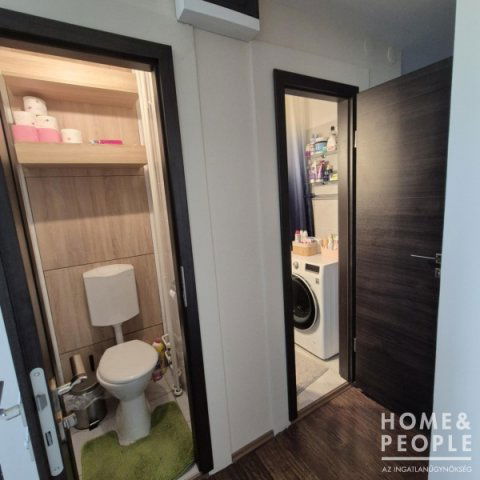 Eladó téglalakás, Szegeden 59 M Ft, 3 szobás