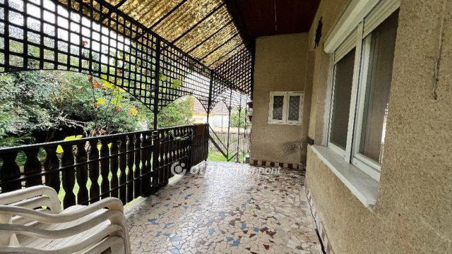 Eladó családi ház, Ugodon 39.9 M Ft, 5 szobás